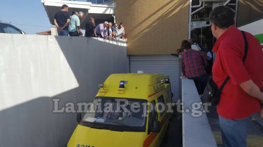 Σοβαρό ατύχημα στα ΚΤΕΛ Λαμίας (pics)