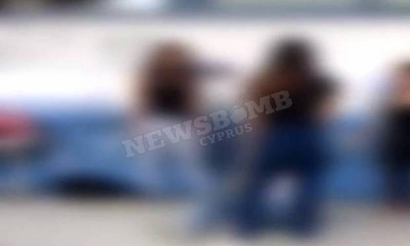 Ξυλοδαρμός 16χρονης: Διαδίδεται γυμνή φωτογραφία της μαθήτριας που χτυπήθηκε