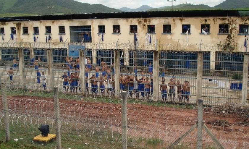 Βραζιλία: «Λουτρό» αίματος σε φυλακή με 25 νεκρούς - Αποκεφάλισαν επτά κρατούμενους (video)