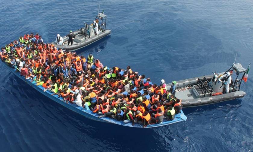 Ιταλία: Διάσωση 301 μεταναστών αλλά και 5 νεκροί