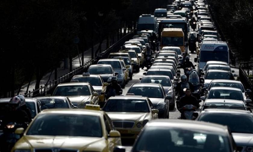 ΤΩΡΑ: Κυκλοφοριακό χάος στις κεντρικές λεωφόρους της Αθήνας