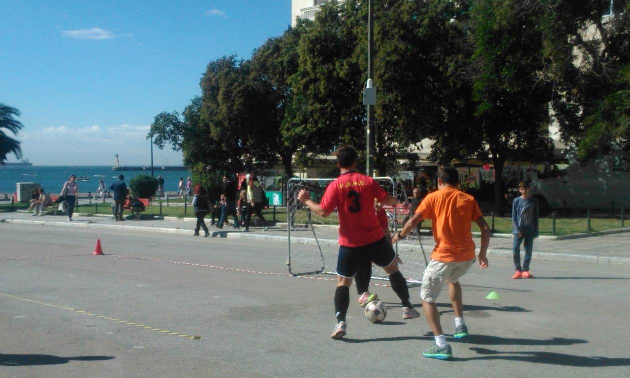 Θεσσαλονίκη: "Γκολ στη Φτώχεια" στην Πλατεία Αριστοτέλους