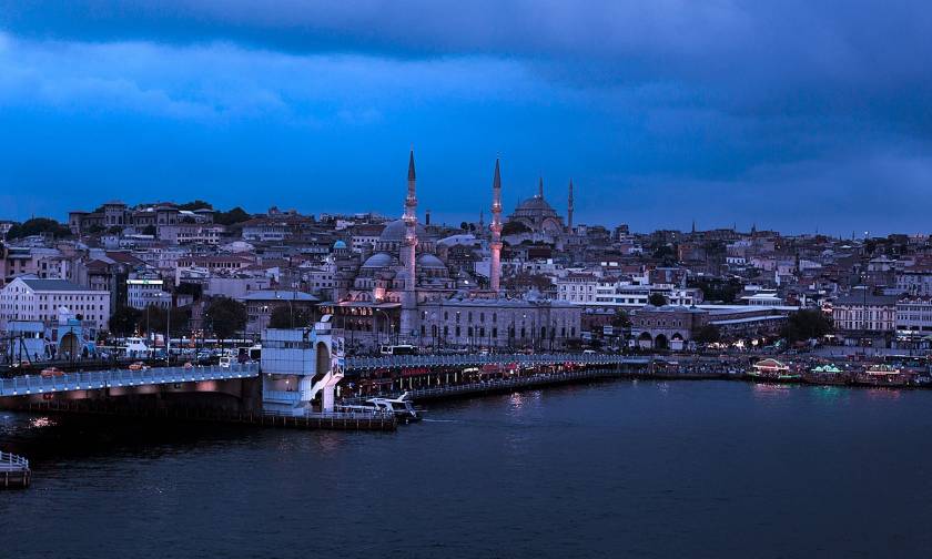 Σεισμολόγοι προειδοποιούν για 7,6 Ρίχτερ στην Κωνσταντινούπολη