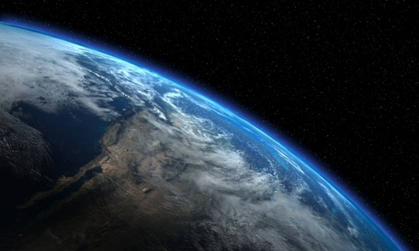 Είναι αυτή η πρώτη φωτογραφία της Γης από το διάστημα;