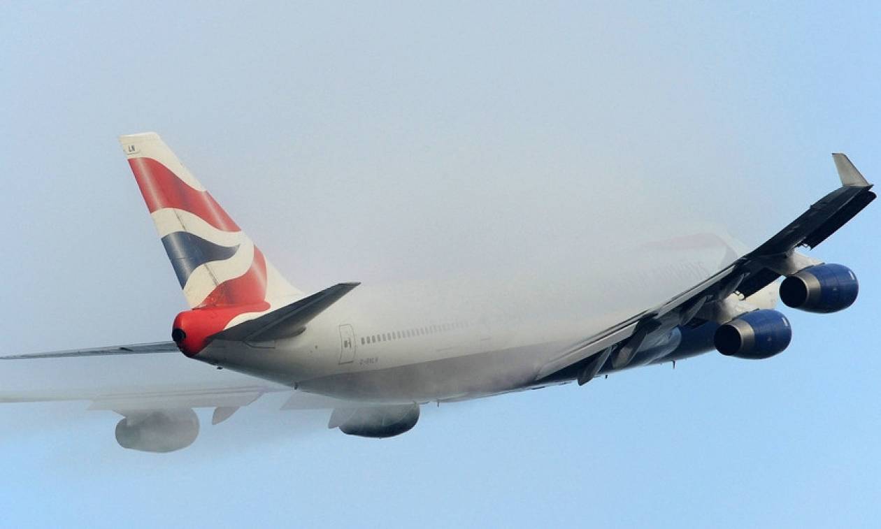 Θρίλερ στον αέρα: Αναγκαστική προσγείωση αεροσκάφους της British Airways-Στο νοσοκομείο 25 επιβάτες