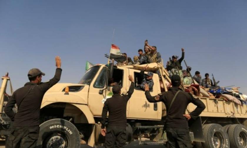 Islamic State holds up Iraqi army south of Mosul