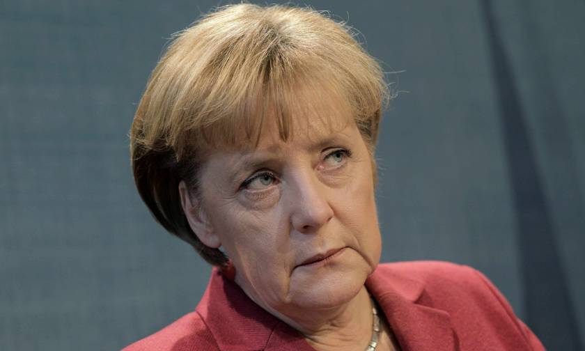 Γερμανία: Όλοι εναντίον της Μέρκελ – Να τη «ρίξουμε» τώρα
