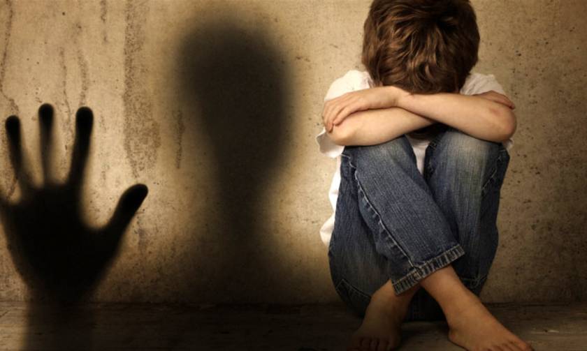 Φρίκη στο Βόλο: Τρία 10χρονα κακοποίησαν σεξουαλικά συμμαθητή τους μέσα στο σχολείο!