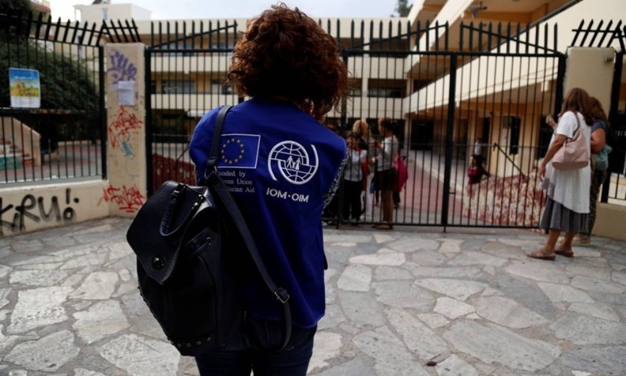Λαμία: Κατάληψη σε σχολείο προκειμένου να μην πάνε εκεί προσφυγόπουλα (pics&vids)