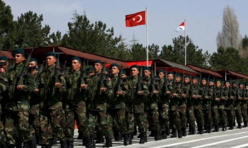 Ζητούνται...30.000 στρατιωτικοί στην Τουρκία