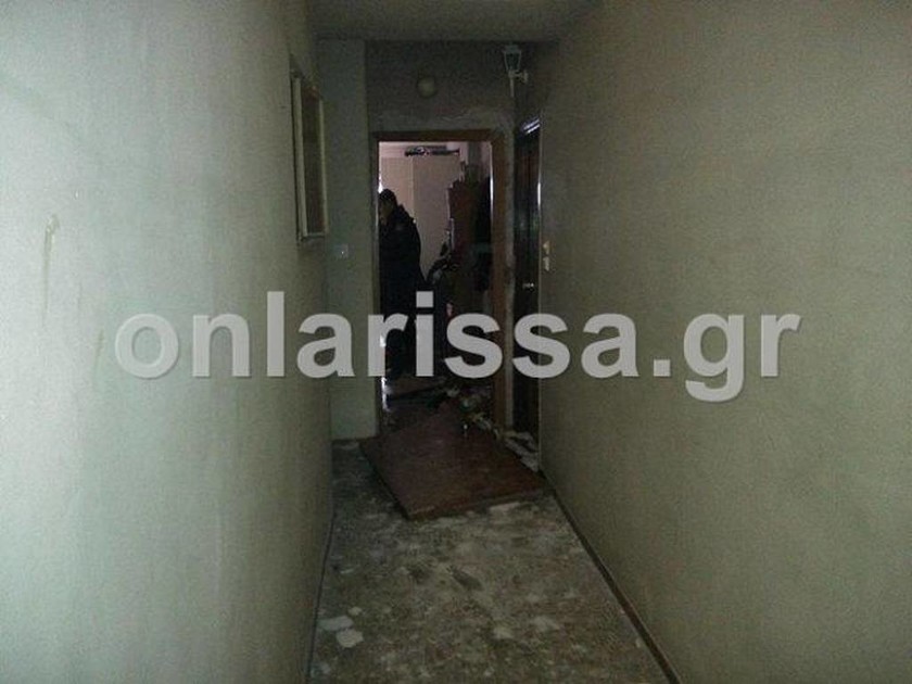 Παραλίγο τραγωδία στη Λάρισα: 27χρονος υπέστη σοβαρά εγκαύματα από έκρηξη σε διαμέρισμα (pics)