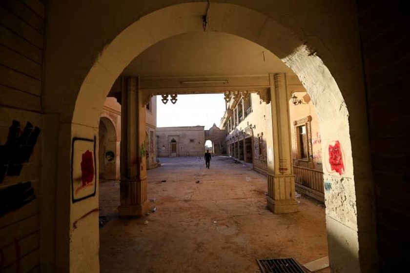 Οι τζιχαντιστές λεηλατούν τη χριστιανική κληρονομιά-Τουλάχιστον 68.000 οι εκτοπισμένοι της Μοσούλης