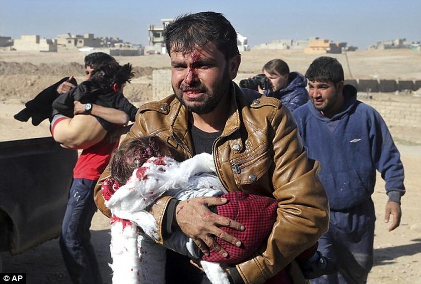 Ανείπωτη τραγωδία στο Ιράκ: Πατέρας θρηνεί για το χαμό του παιδιού του από τζιχαντιστές 