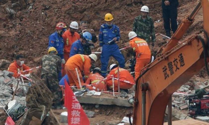 Τραγωδία στην Κίνα: 67 νεκροί από κατάρρευση πλατφόρμας σε εργοστάσιο παραγωγής ενέργειας (video)