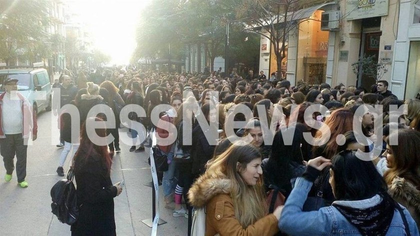 Black Friday: Χαμός στη Θεσσαλονίκη για ένα… κραγιόν! (video+pics)