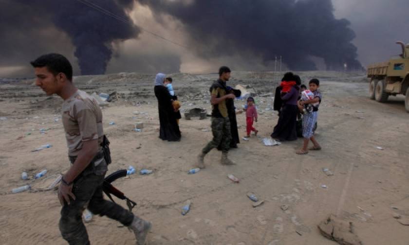 Οι ιρακινές δυνάμεις περικυκλώνουν τη Μοσούλη - Σφίγγει ο κλοιός για τους τζιχαντιστές