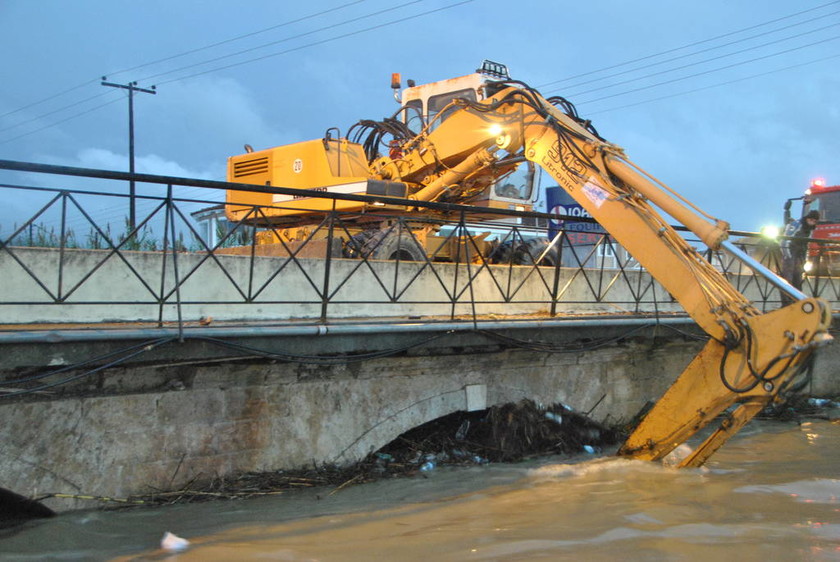 Κακοκαιρία: Οι πλημμύρες «έπνιξαν» τη Ζάκυνθο (pics)