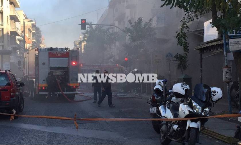 ΤΩΡΑ - Έκρηξη στην πλατεία Βικτωρίας: Έξι τραυματίες