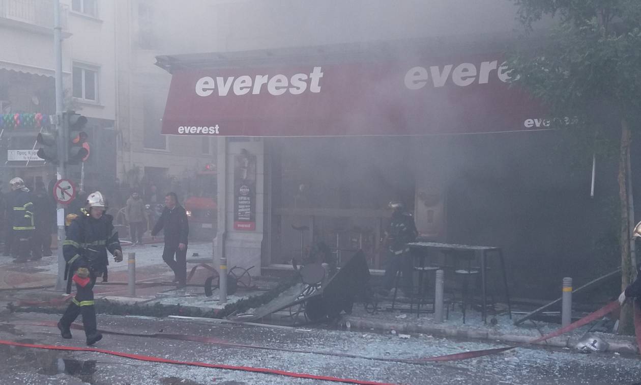 Έκρηξη στην πλατεία Βικτωρίας: Αποκλειστικές φωτογραφίες λίγα λεπτά μετά την έκρηξη (pics)
