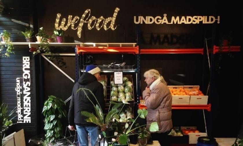 Η Δανία πουλάει ληγμένα προϊόντα για να μειώσει την σπατάλη φαγητού (pics)