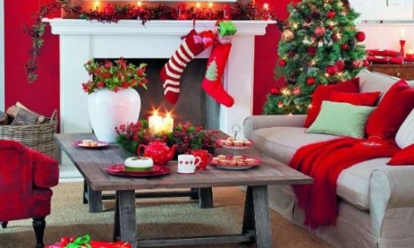 Deco: 20+1 χριστουγεννιάτικες ιδέες για να διακοσμήσετε τα τραπεζάκια σαλονιού