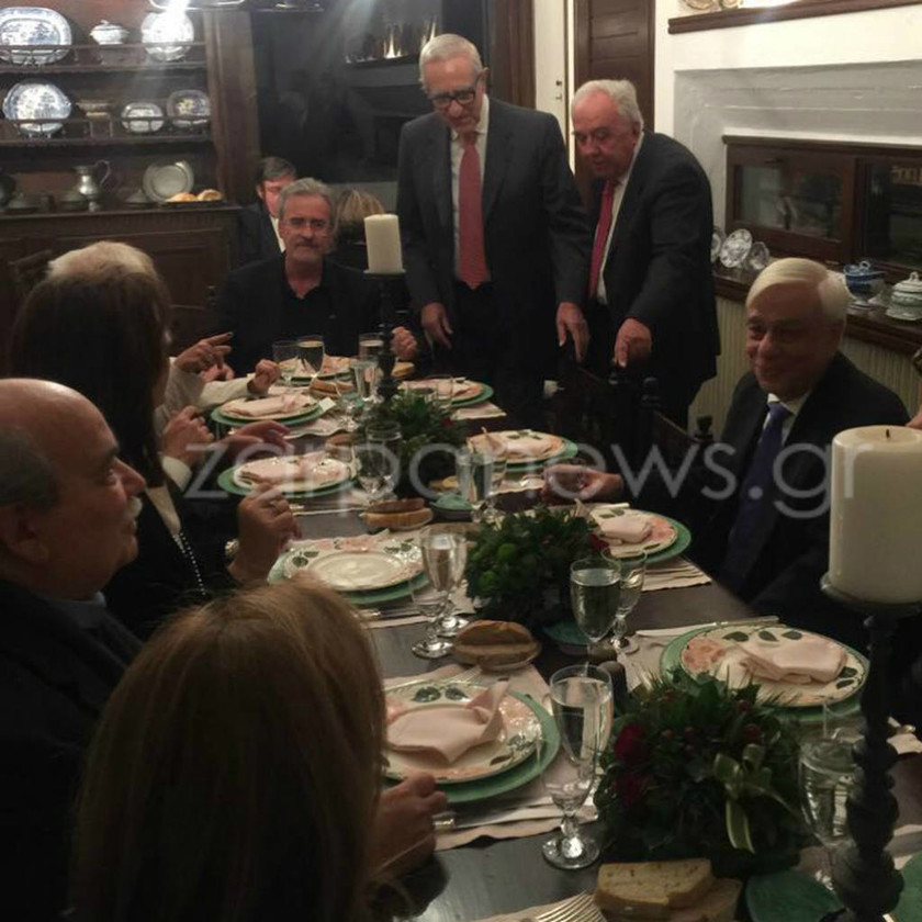 Κρητικοί μεζέδες και πολιτική στο δείπνο Παυλόπουλου με οικοδέσποινα την Ντόρα Μπακογιάννη (pics)
