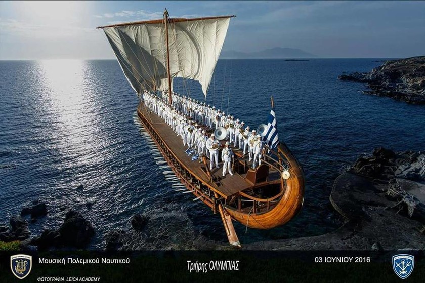 Επίσκεψη κοινού σε Πολεμικά Πλοία για τον εορτασμό του Αγίου Νικολάου στον Πειραιά