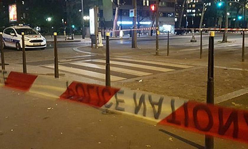 Θρίλερ στο Παρίσι: Ανθρωποκυνηγητό για τον ένοπλο που κρατούσε ομήρους και εξαφανίστηκε