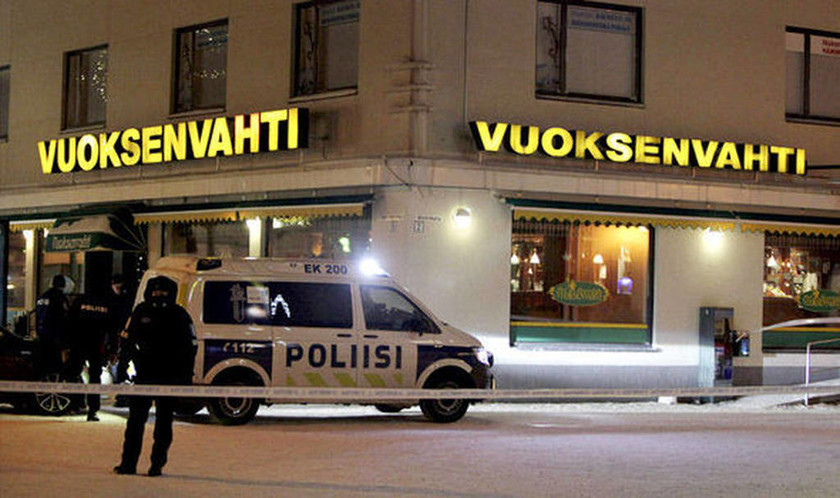 Συναγερμός στη Φινλανδία: Δολοφόνησαν δήμαρχο και δημοσιογράφους έξω από εστιατόριο