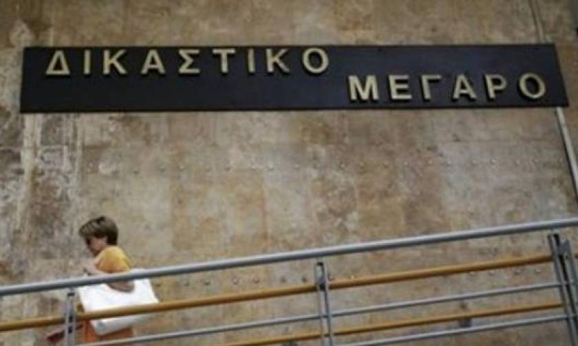 Θεσσαλονίκη: Εισαγγελέας «δείχνει» εδώλιο σε πρώην οικονομικό διευθυντή