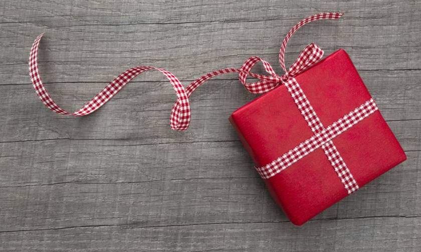 ΟΑΕΔ: Πότε θα δοθούν το δώρο Χριστουγέννων και τα επιδόματα