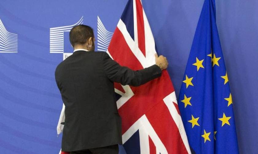 H Ευρωπαϊκή Ένωση ετοιμάζει το κείμενο των διαπραγματεύσεων για  το Brexit