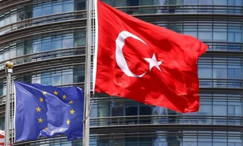 Απόφαση για διεξαγωγή Συνόδου Κορυφής τον επόμενο μήνα μεταξύ ΕΕ και Τουρκίας