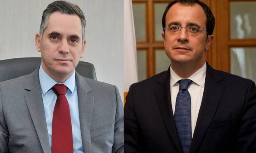 Σφάχτηκαν στο twitter Παπαδόπουλος & Χριστοδουλίδης! «Η κατάργηση του κράτους μας συνεχίζεται» (PIC)