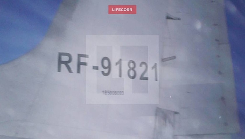 Συντριβή αεροπλάνου με 39 επιβαίνοντες στη Ρωσία - Κόπηκε στα τρία (video+photos)
