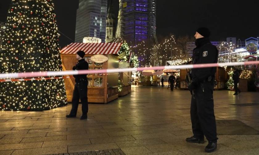 Το Ισλαμικό Κράτος φέρεται να αναλαμβάνει την ευθύνη για την επίθεση στο Βερολίνο