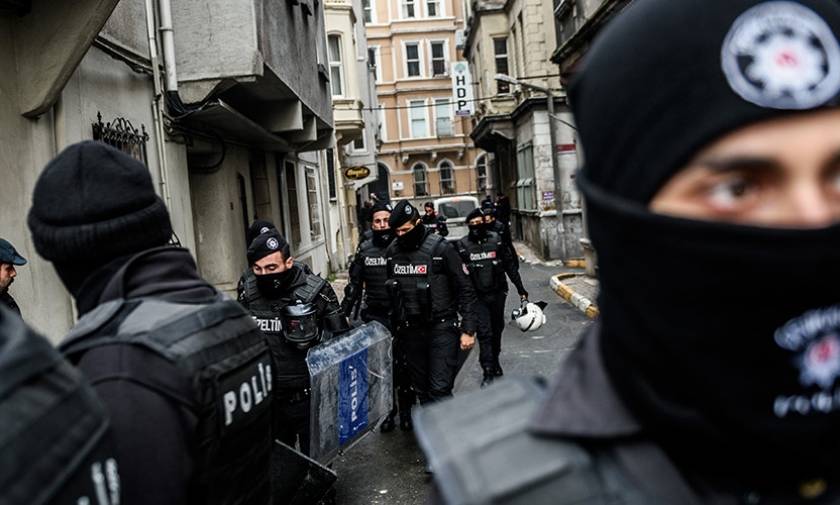 Τουρκία: Οι αρχές προσήγαγαν 1.682 υπόπτους για διασυνδέσεις με τρομοκρατικές οργανώσεις
