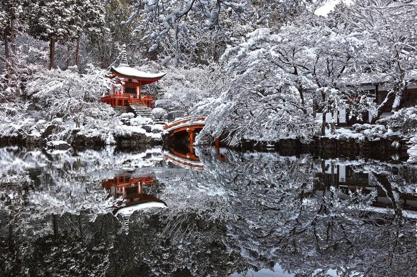 Ναός στο Κιότο της Ιαπωνίας, μετά από χιονόπτωση