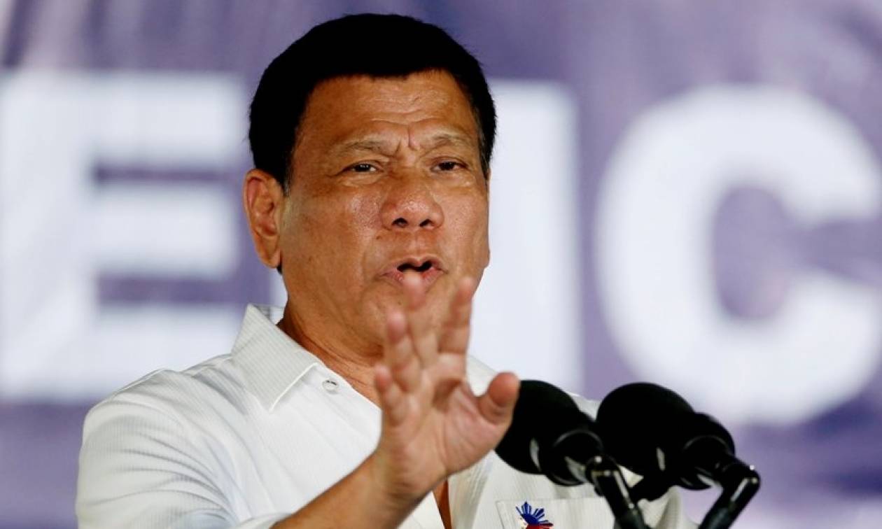Πρόεδρος Φιλιππίνων: Πέταξα διεφθαρμένο άνθρωπο από ελικόπτερο και θα το ξανακάνω