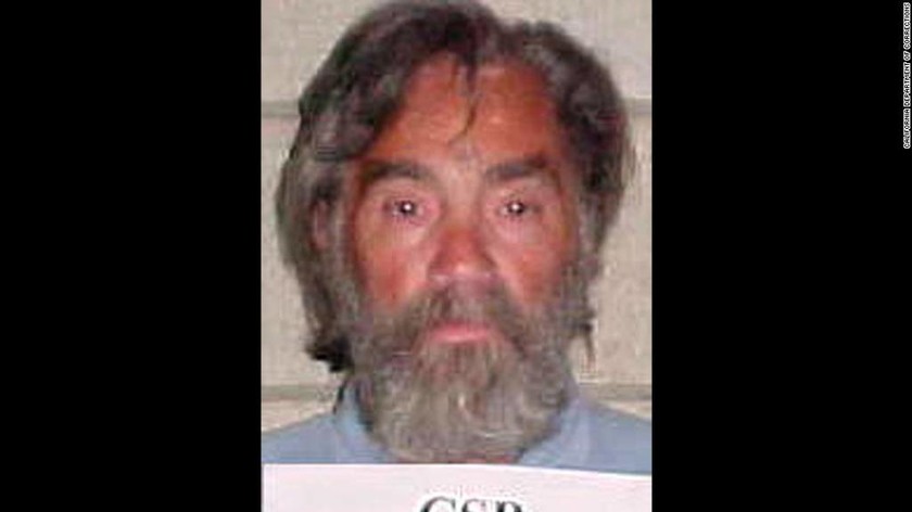 ΗΠΑ: Ένα βήμα πριν το θάνατο ο παρανοϊκός δολοφόνος Τσαρλς Μάνσον (Pics+Vid)