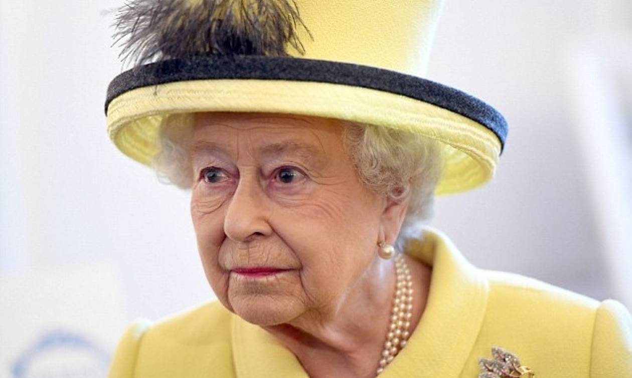 «Θαύμα» στη Βρετανία: «Αναστήθηκε» η βασίλισσα Ελισάβετ