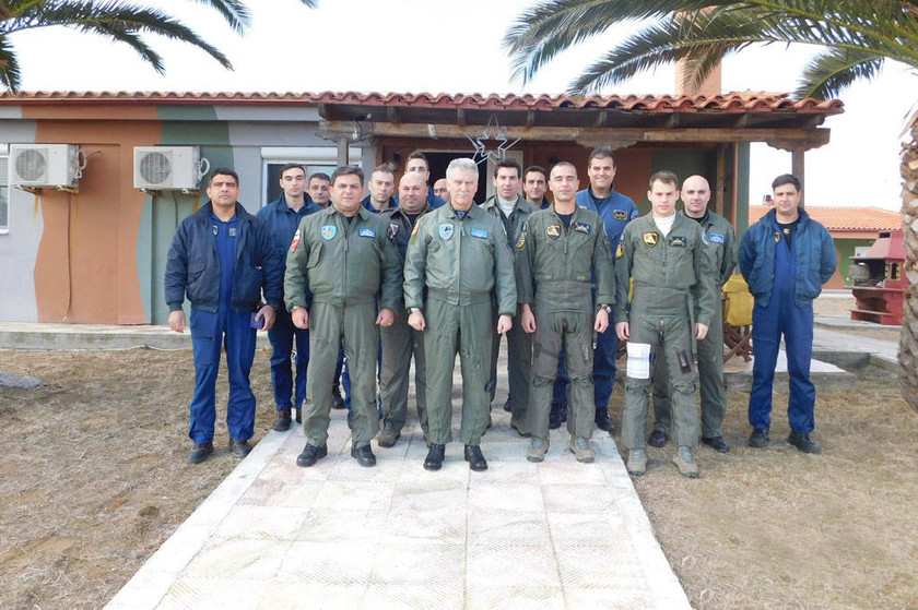 Πολεμική Αεροπορία: Επίσκεψη Αρχηγού TA στην 130ΣΜ (pics)