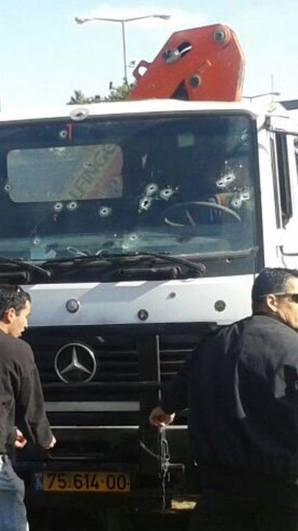 Τρομοκρατική επίθεση με φορτηγό κατά του πλήθους στην Ιερουσαλήμ - Τουλάχιστον τέσσερις νεκροί 