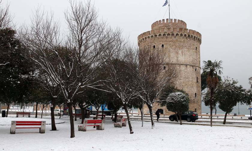 Θεσσαλονίκη: Εισαγγελέας για τα σοβαρά προβλήματα που προκάλεσε η χιονόπτωση στην πόλη