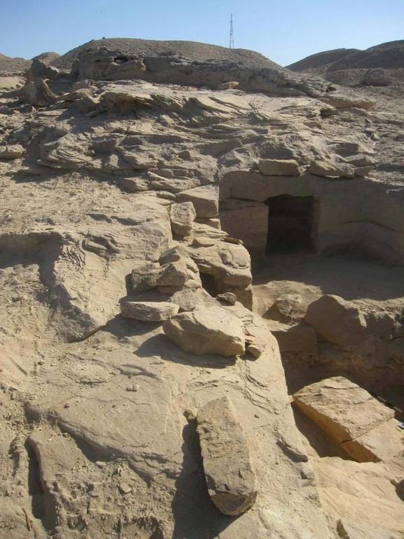 Άνοιξαν αιγυπτιακό τάφο 3,600 ετών και αυτό που βρήκαν μέσα τούς άφησε άφωνους (photos)