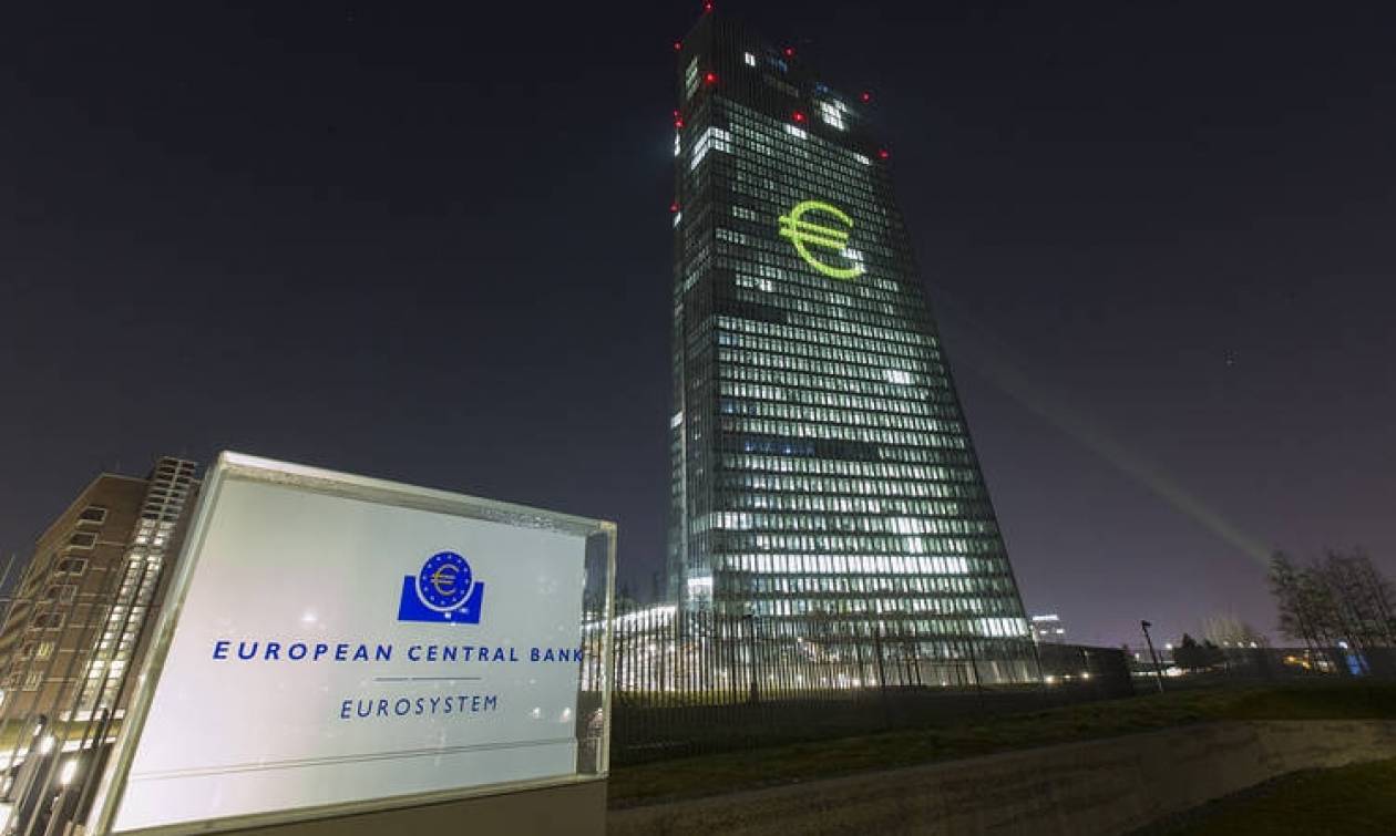 Bloomberg: H ΕΚΤ Θα συνεχίσει το πρόγραμμα αγοράς ομολόγων και το 2018