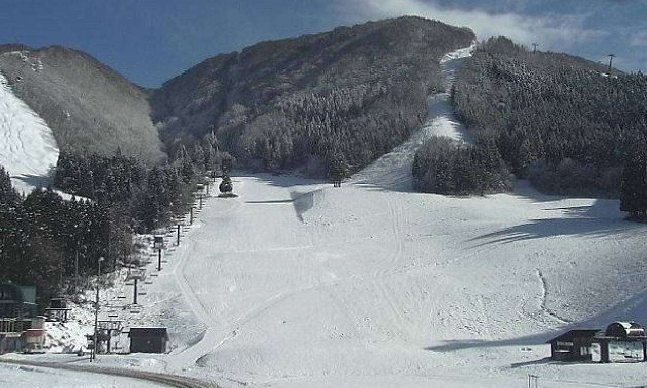 Ιαπωνία: Παγιδεύτηκαν κάνοντας σκι και εντοπίστηκαν μέσω Facebook! (vid)