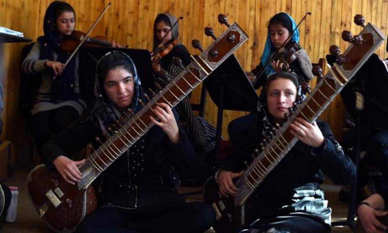 Νταβός: Με κίνδυνο της ζωής τους γυναίκες από το Αφγανιστάν θα διασκεδάσουν πλούσιους και ισχυρούς
