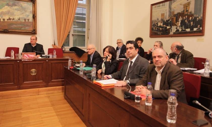 Βουλή: «Θυελλώδης» η Εξεταστική για τα θαλασσοδάνεια των κομμάτων - Αλληλοκατηγορίες ΣΥΡΙΖΑ - ΝΔ