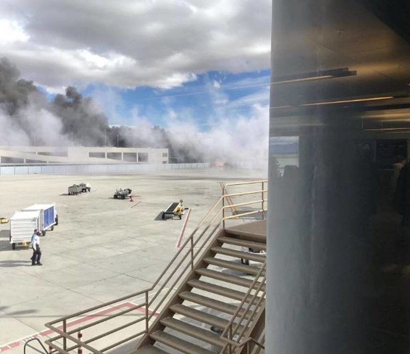 Τραγωδία στις ΗΠΑ: Αεροπλάνο συνετρίβη στο αεροδρόμιο της Τουσόν (pics+vid)